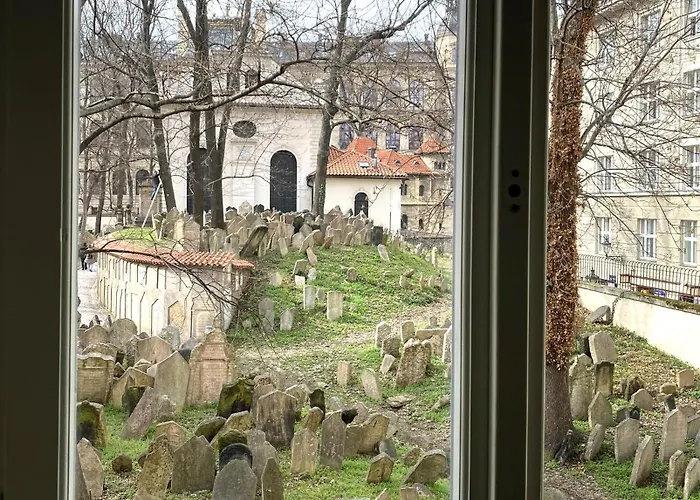 Bed and Breakfast Golem Praga